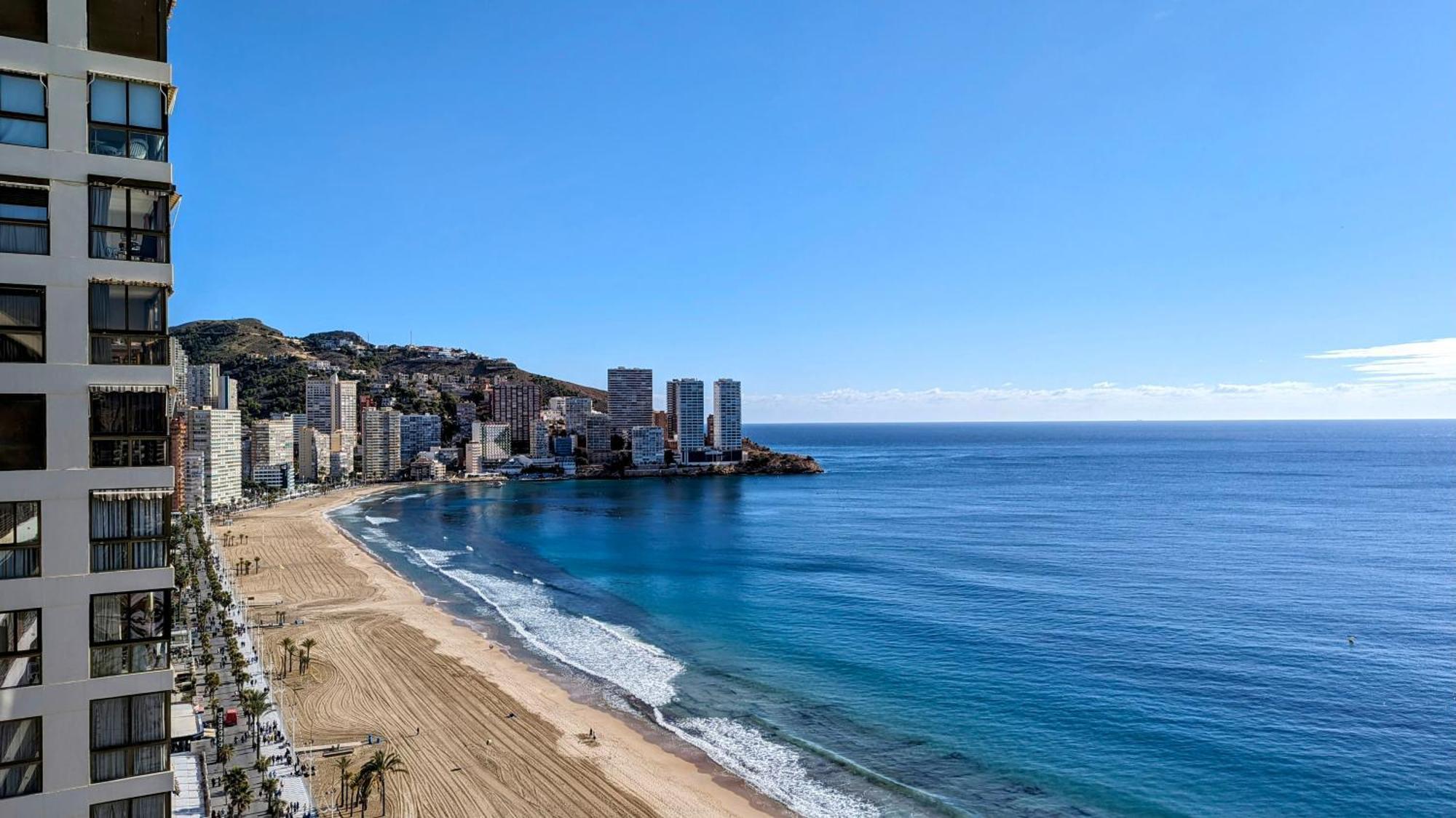 Las Arenas Sea Front Apartments Benidorm Exterior foto