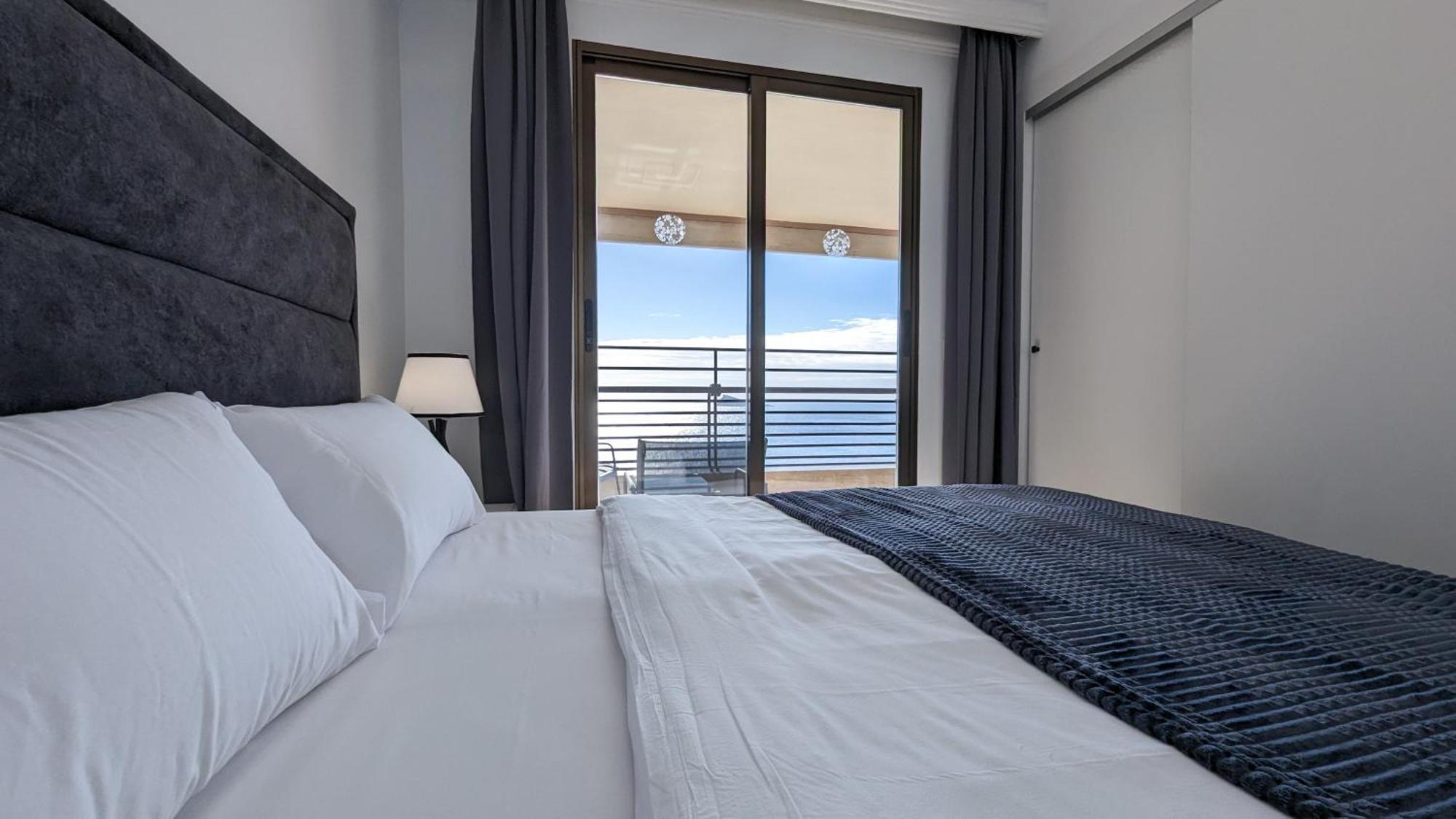 Las Arenas Sea Front Apartments Benidorm Exterior foto